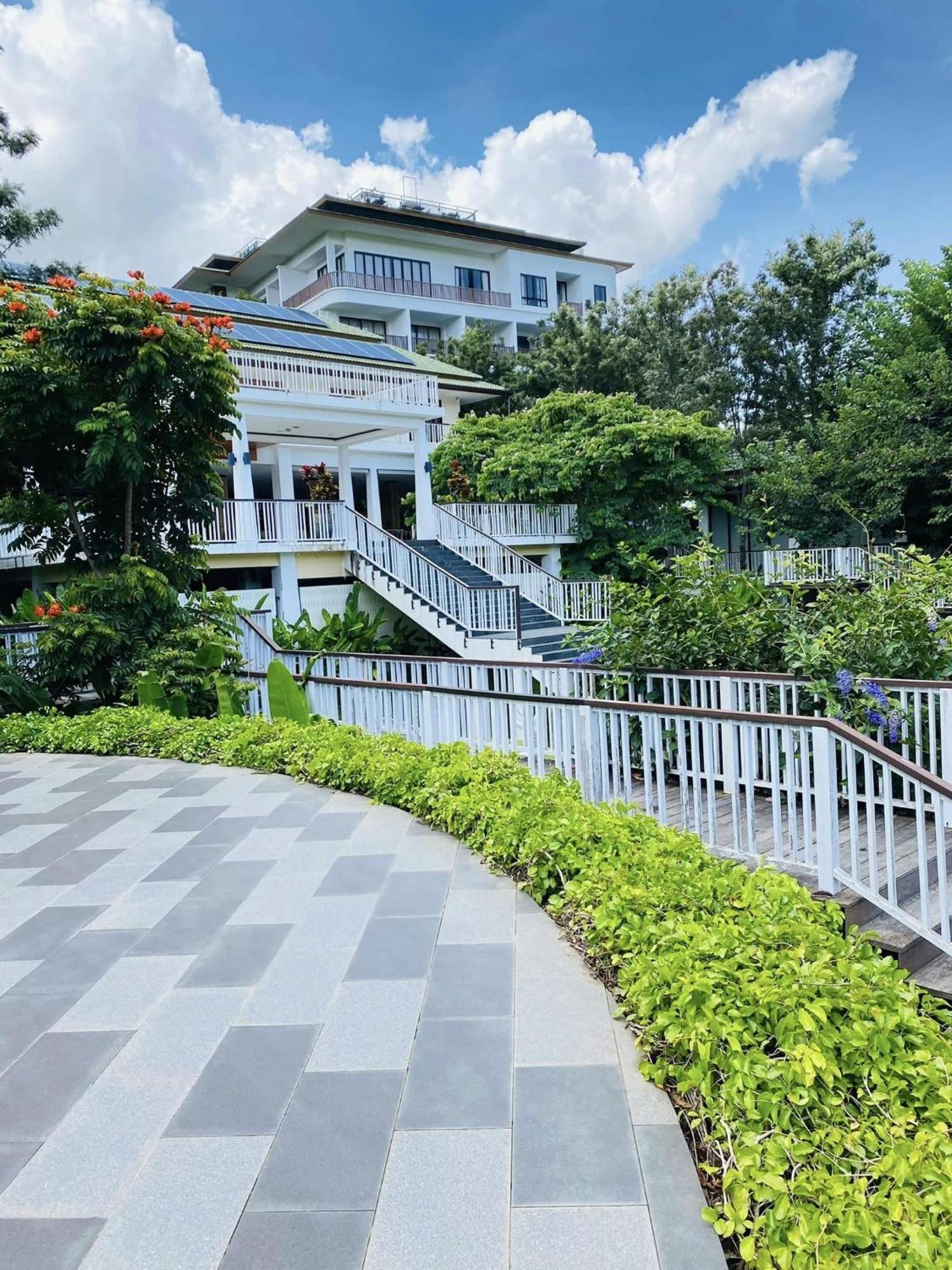 慕斯 维瓦斯考艾旅馆酒店 外观 照片